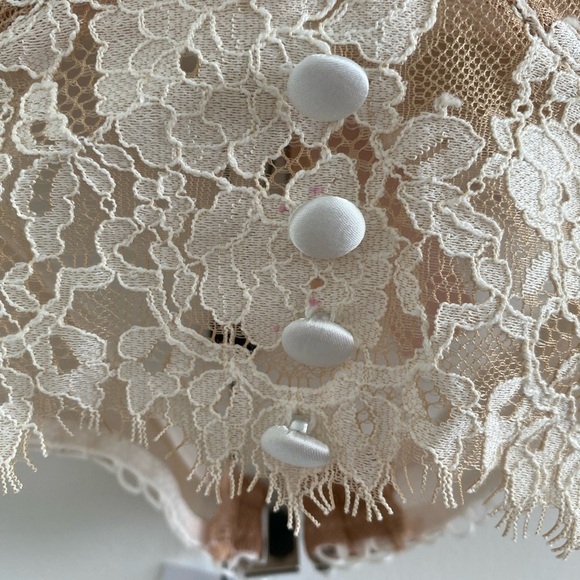 For Love & Lemons Nude & White Faye Lace Underwire Bra Size XXS New With Tag - Picture 11 of 12